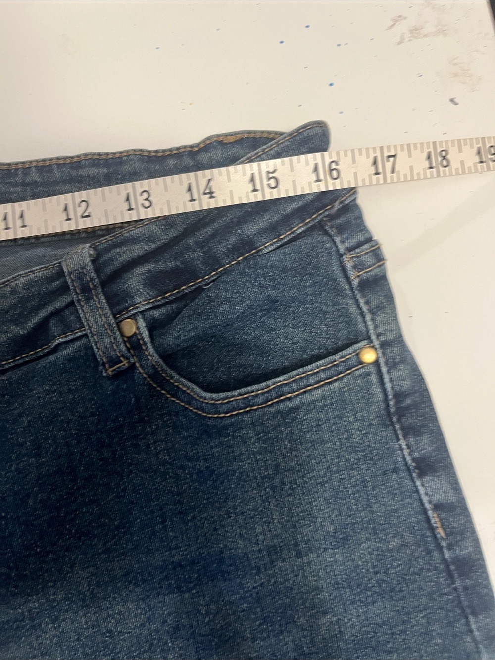 Source Unknown Classic High-Rise Dark Blue Denim Jeans